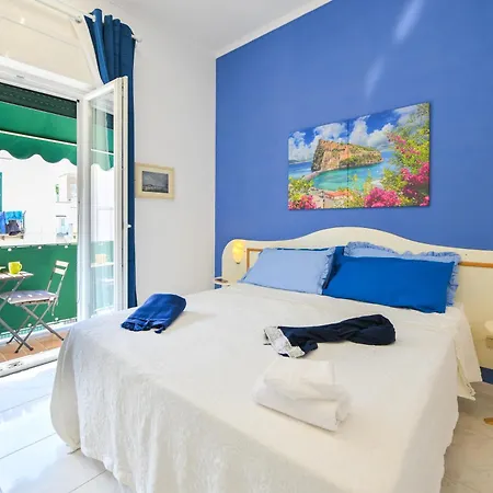 Myosotis - With Terrace In Apartamento
